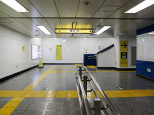 新宿駅からのアクセス